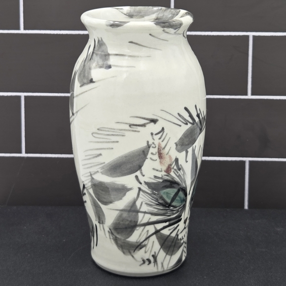 Graffiti Style Studio Pottery Vase Cat Design - Picture 3 of 7